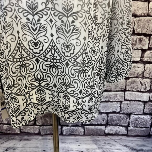 Samantha Grey NWT Sheer Blouse W/ Built In Tank Size 18 - Picture 6 of 9